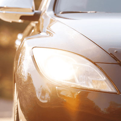 Vehicle headlights flickering due to underlying electrical faults