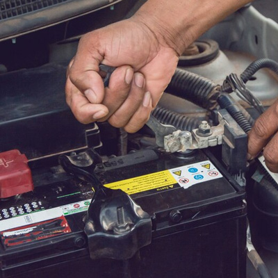 Charging Problems in a 4WD - wrong battery