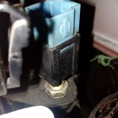 Why Are My Brake Lights Staying On - Brake light switch